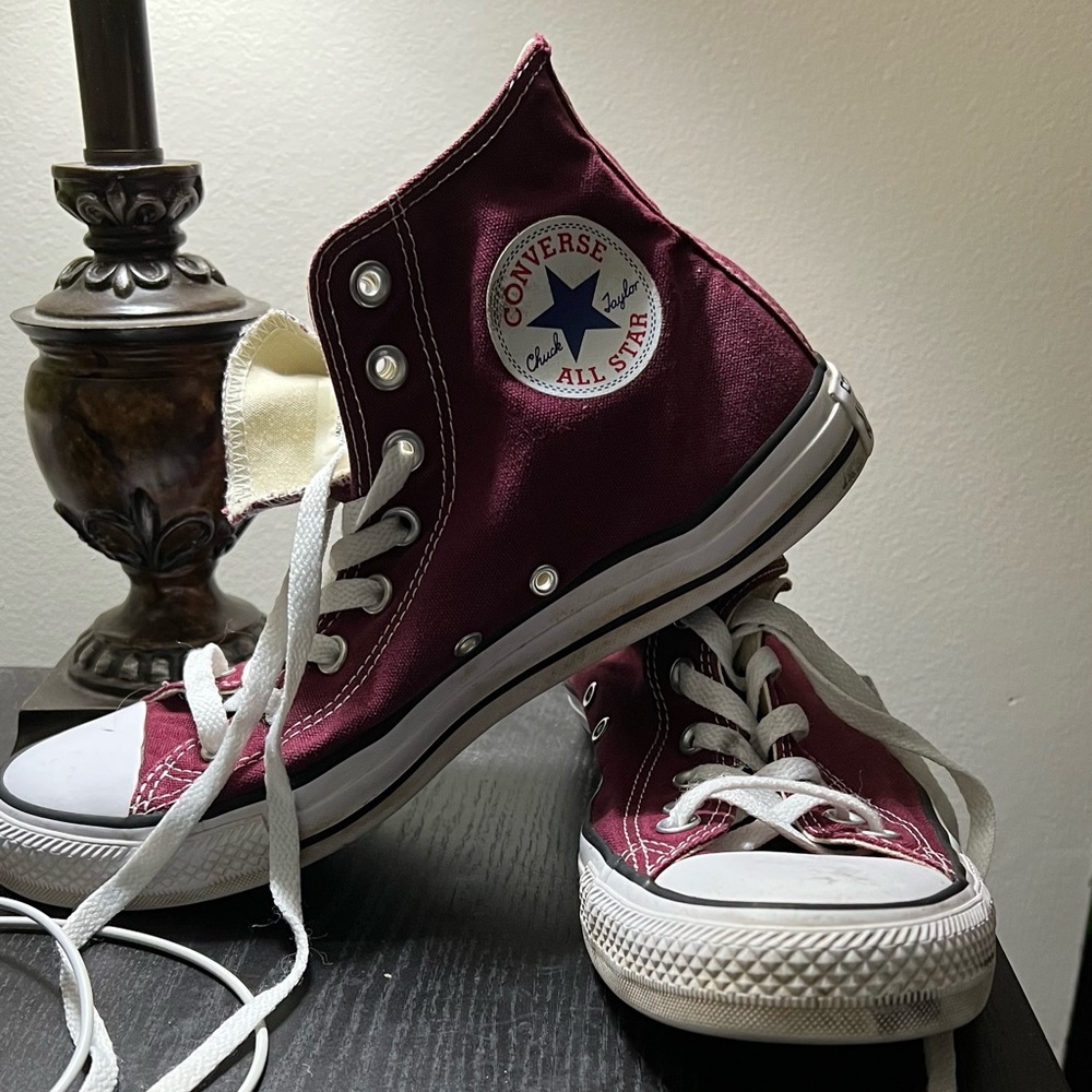 Burgundy Converse Chuck Taylor All Stars High Top